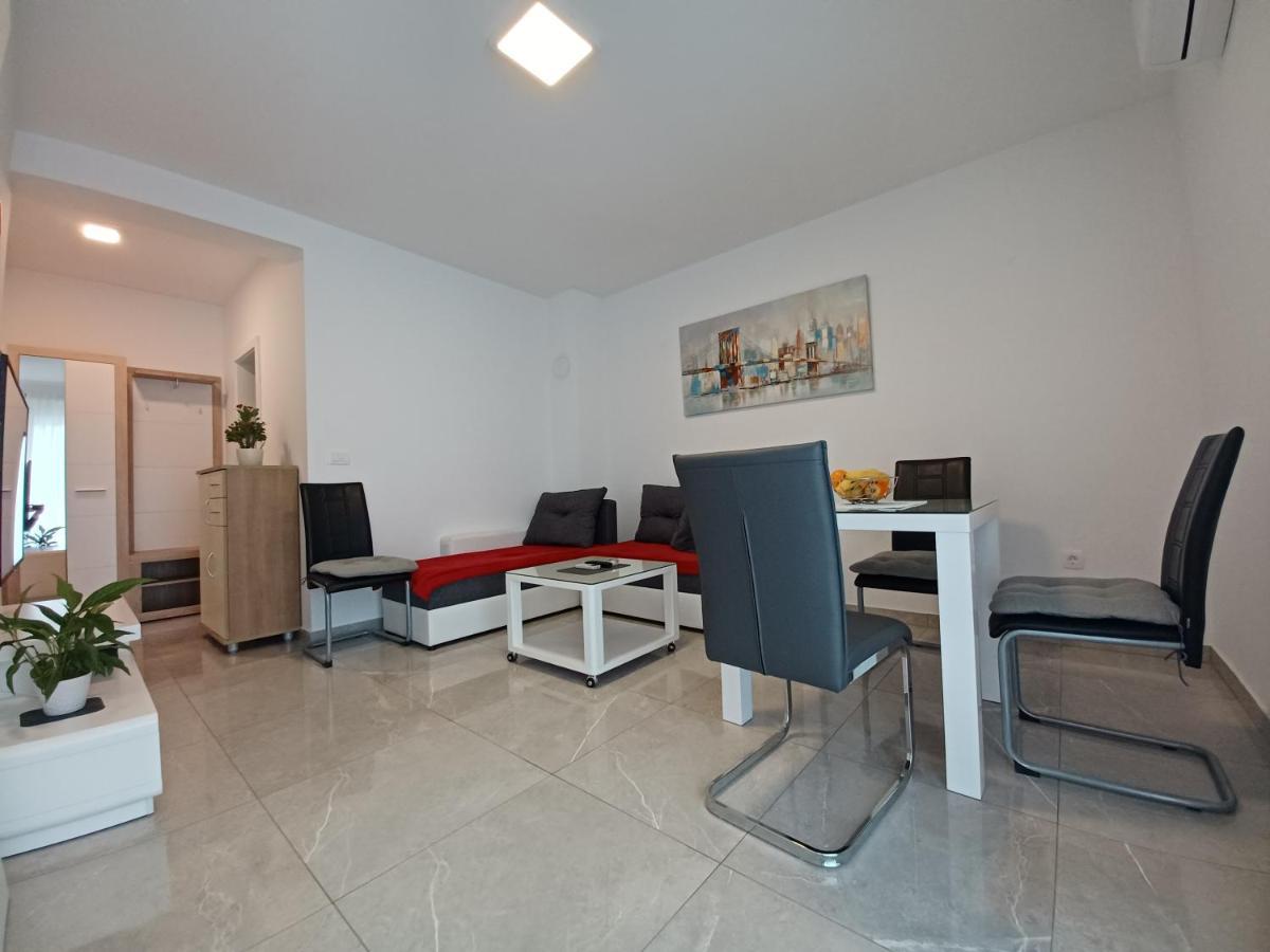 Apartments Leon 2 Novigrad Istria Exterior foto